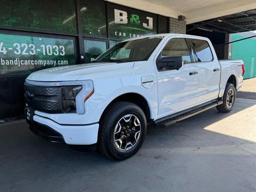 2023 Ford F-150 Lightning XLT