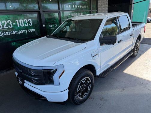 2023 Ford F-150 Lightning XLT