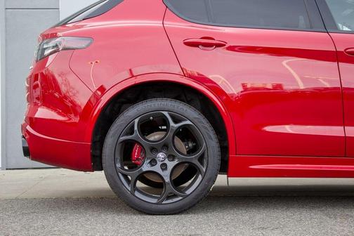 2025 Alfa Romeo Stelvio Special Edition
