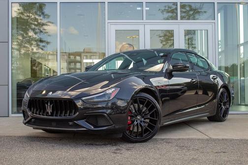 2023 Maserati Ghibli Trofeo