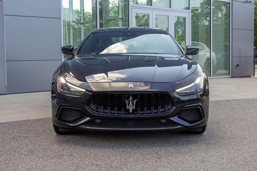 2023 Maserati Ghibli Trofeo