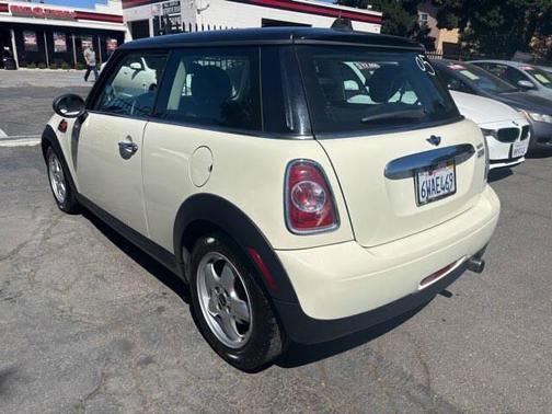 2011 MINI Cooper S Base