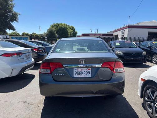 Polished Metal Metallic 2010 Honda Civic LX