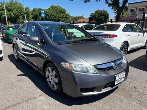 Polished Metal Metallic 2010 Honda Civic LX