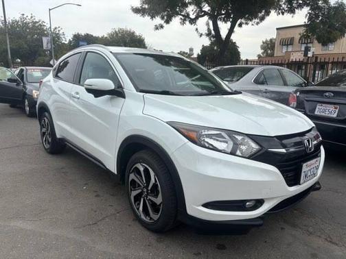 2017 Honda HR-V EX-L w/Navigation