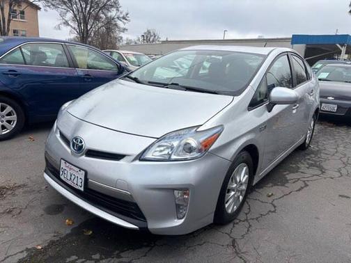 2015 Toyota Prius Plug-in Base