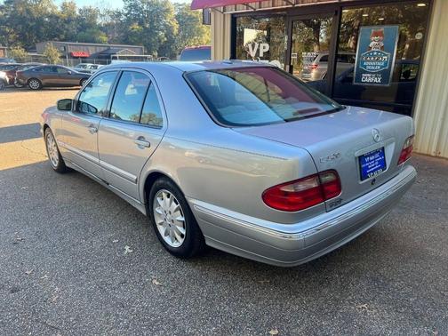 2001 Mercedes-Benz E-Class E 320 4dr Sedan