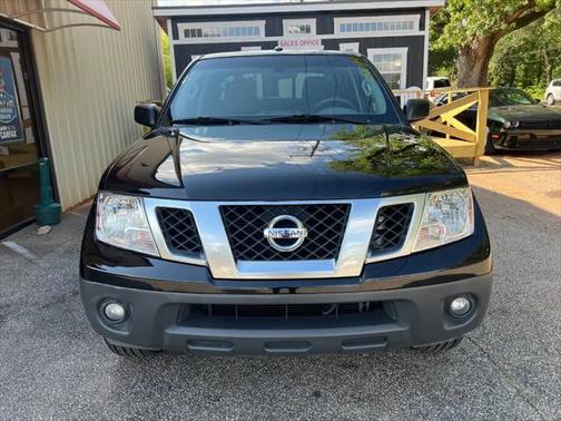 2015 Nissan Frontier Desert Runner