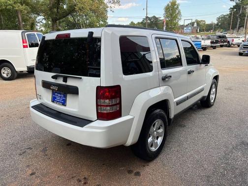 2010 Jeep Liberty Sport