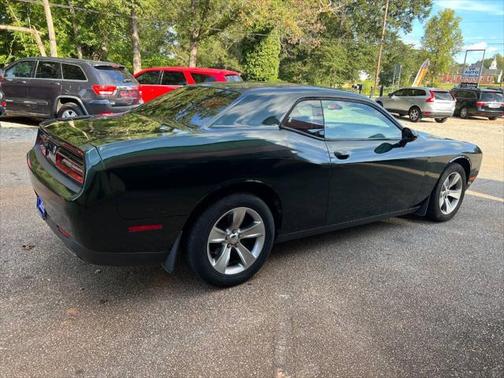 2017 Dodge Challenger SXT