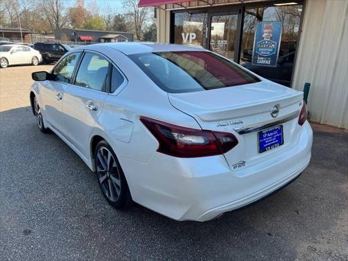 2017 Nissan Altima 2.5 SR