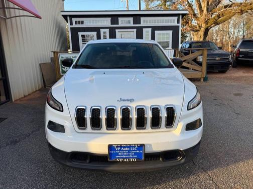 2017 Jeep Cherokee Sport