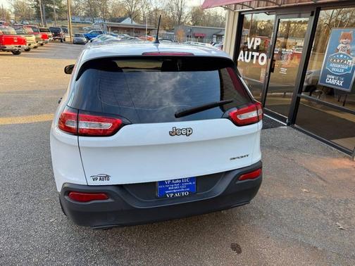 2017 Jeep Cherokee Sport
