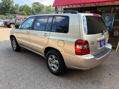 2004 Toyota Highlander Base