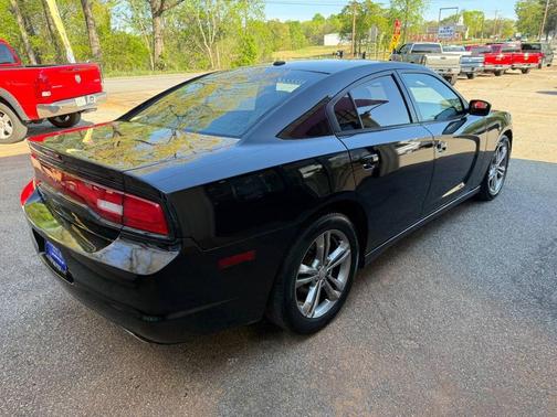 Pitch Black 2013 Dodge Charger SXT
