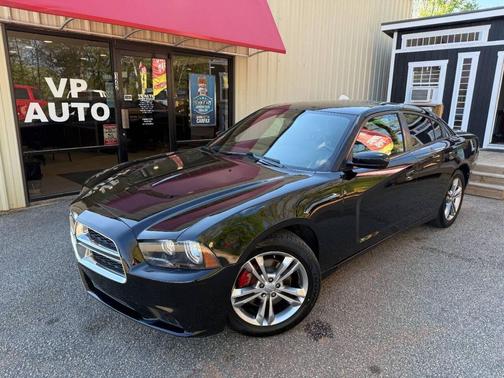 Pitch Black 2013 Dodge Charger SXT