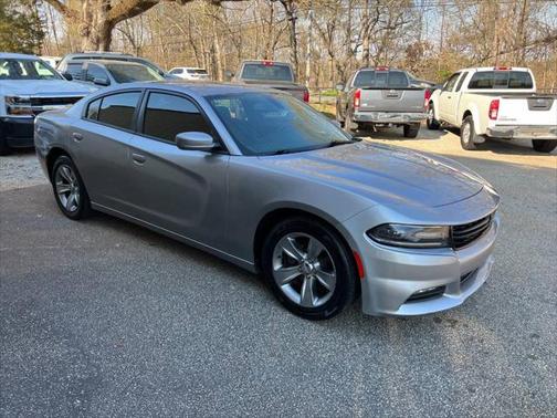 2017 Dodge Charger SXT