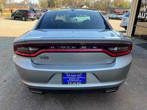 2017 Dodge Charger SXT