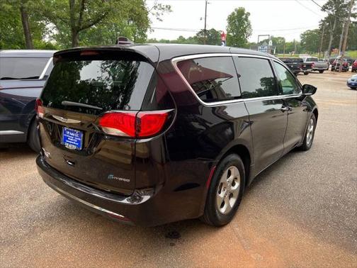 2018 Chrysler Pacifica Hybrid Touring Plus