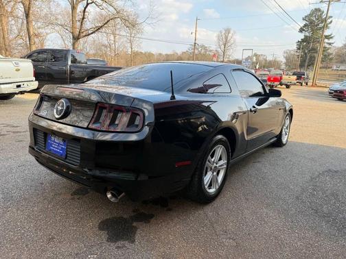 2014 Ford Mustang V6