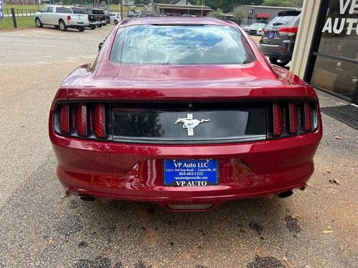 2016 Ford Mustang V6
