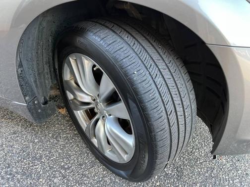 2012 INFINITI M37x Base