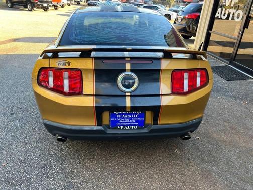 2010 Ford Mustang GT Premium