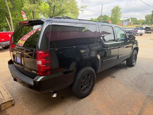 Black 2011 Chevrolet Suburban 1500 LT