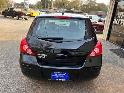 2009 Nissan Versa 1.8 S