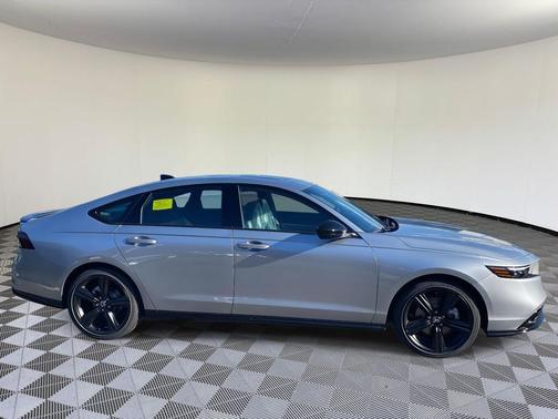 2025 Honda Accord Hybrid Base