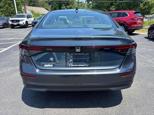 2025 Honda Accord LX 1.5T