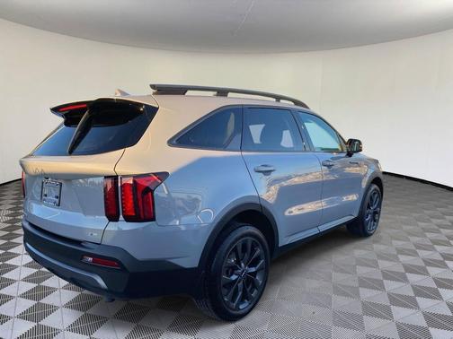 2023 Kia Sorento EX