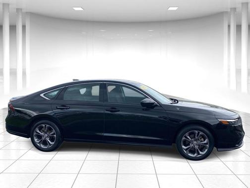 Crystal Black Pearl 2023 Honda Accord