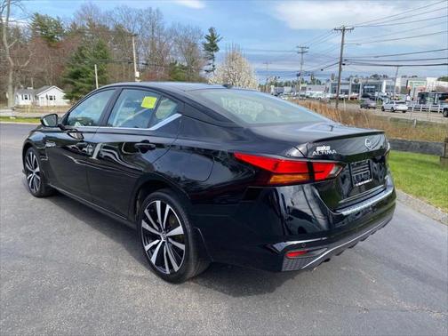 2022 Nissan Altima SR Intelligent AWD