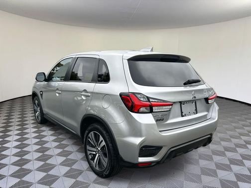 2024 Mitsubishi Outlander Sport 2.0 ES