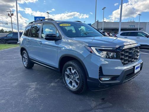 2023 Honda Passport AWD TrailSport