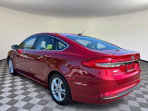 2018 Ford Fusion Hybrid SE