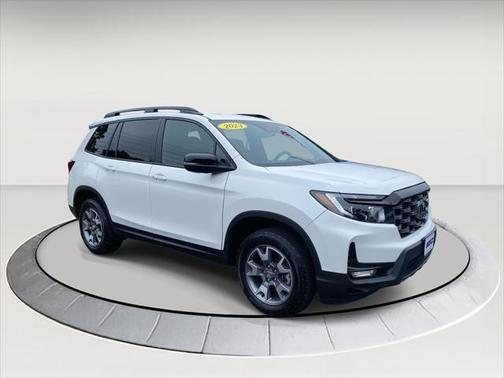 2023 Honda Passport AWD TrailSport