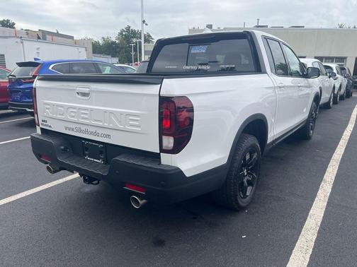 2025 Honda Ridgeline Black