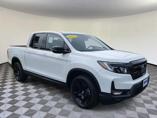 2025 Honda Ridgeline Black