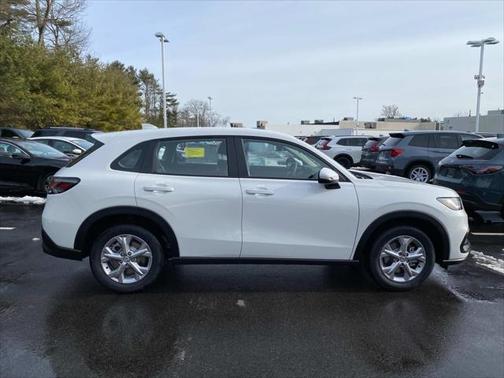 2025 Honda HR-V LX