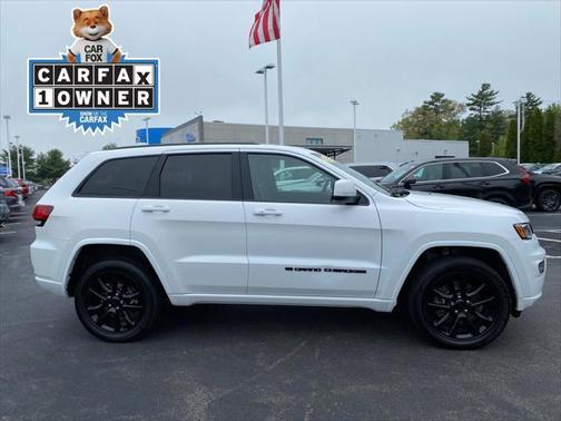 2022 Jeep Grand Cherokee Laredo