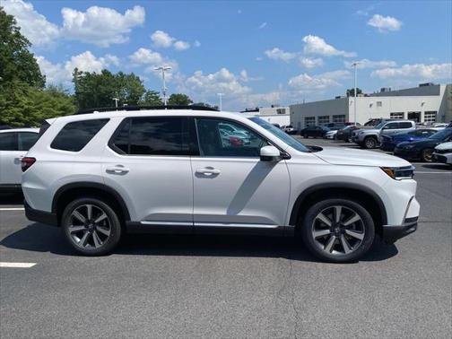 2025 Honda Pilot Elite