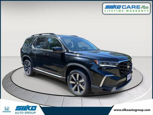 2025 Honda Pilot Touring 8-Passenger