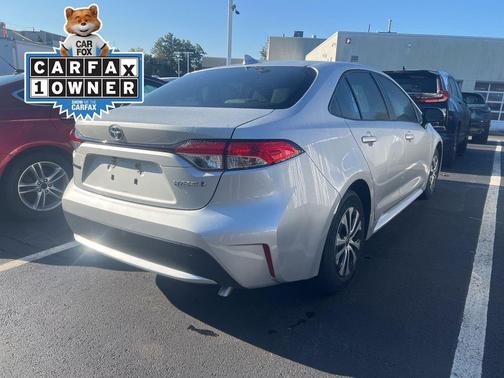 2022 Toyota Corolla Hybrid LE