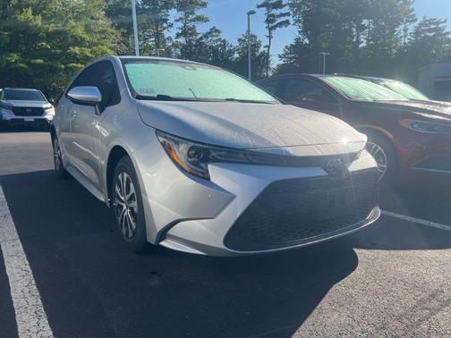 2022 Toyota Corolla Hybrid LE