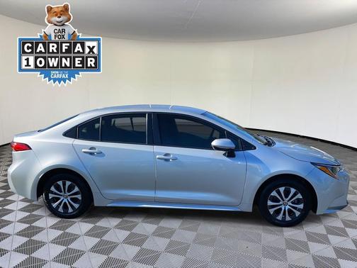 2022 Toyota Corolla Hybrid LE