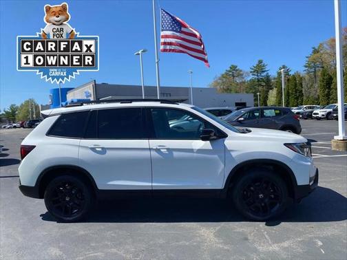 2024 Honda Passport AWD Black