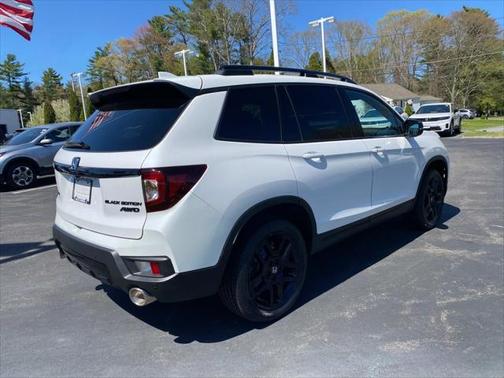 2024 Honda Passport AWD Black