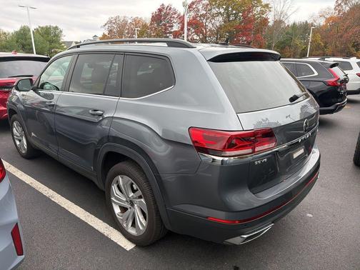 2021 Volkswagen Atlas 3.6L SE w/Technology